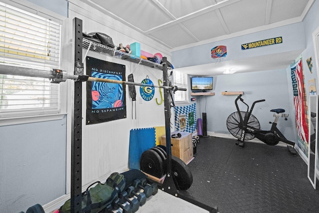 197 Country Club Rd, Shalimar, FL 32579 - exercise area featuring baseboards