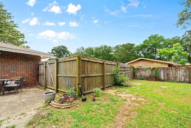 197 Country Club Rd, Shalimar, FL 32579 - view of yard featuring a patio area