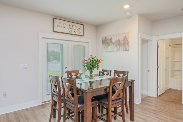 602 Champ Trl, Crestview, FL 32539 - dining space with light wood-type flooring, baseboards, and recessed lighting