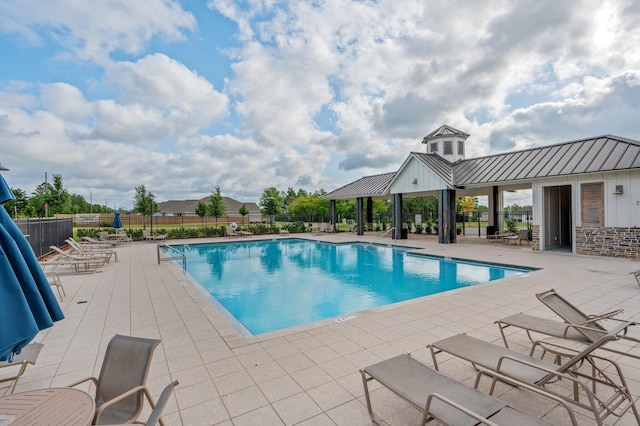 602 Champ Trl, Crestview, FL 32539 - community pool featuring a patio and fence