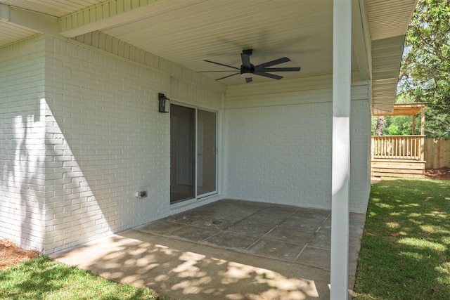 20 NW Higdon Ct, Fort Walton Beach, FL 32547 - view of patio featuring a ceiling fan