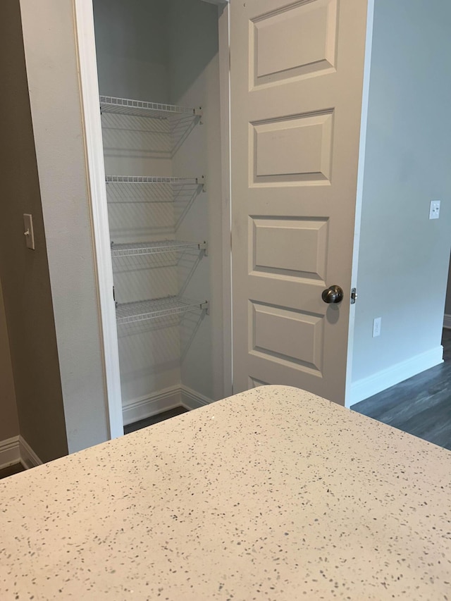 3154 Maple St, Crestview, FL 32539 - view of pantry
