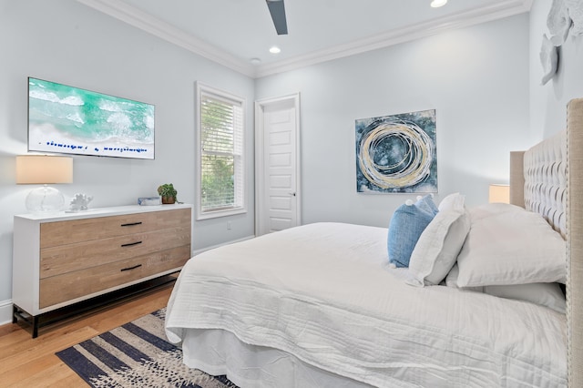 92 Maple St, Santa Rosa Beach, FL 32459 - bedroom featuring light wood-style flooring, crown molding, recessed lighting, and ceiling fan