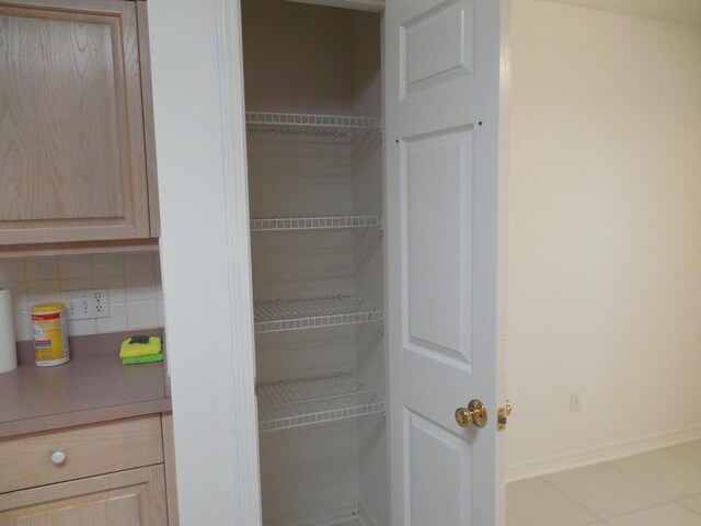 2095 Jessica Way, Navarre, FL 32566 - view of closet