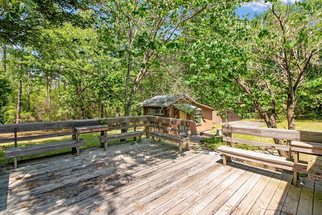 2509 S Lakeview Dr, Crestview, FL 32536 - view of deck