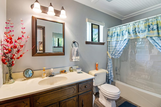 2509 S Lakeview Dr, Crestview, FL 32536 - bathroom with vanity, toilet, and shower / bath combination with curtain