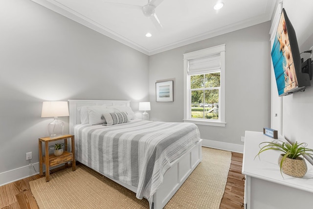 515 Seacrest Dr, Inlet Beach, FL 32461 - bedroom featuring ornamental molding, baseboards, light wood-type flooring, recessed lighting, and a ceiling fan