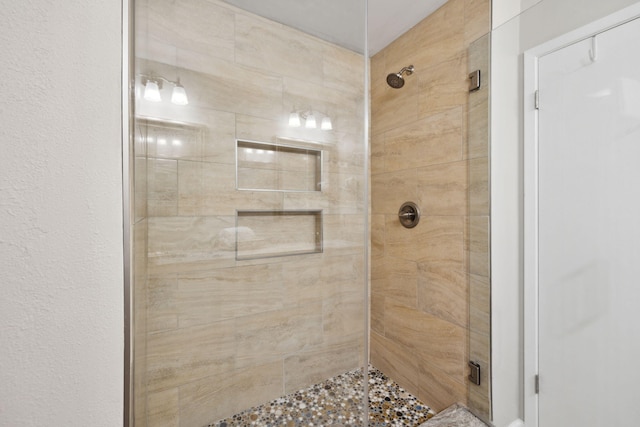 5144 Beachwalk Cir, Miramar Beach, FL 32550 - full bath featuring a stall shower