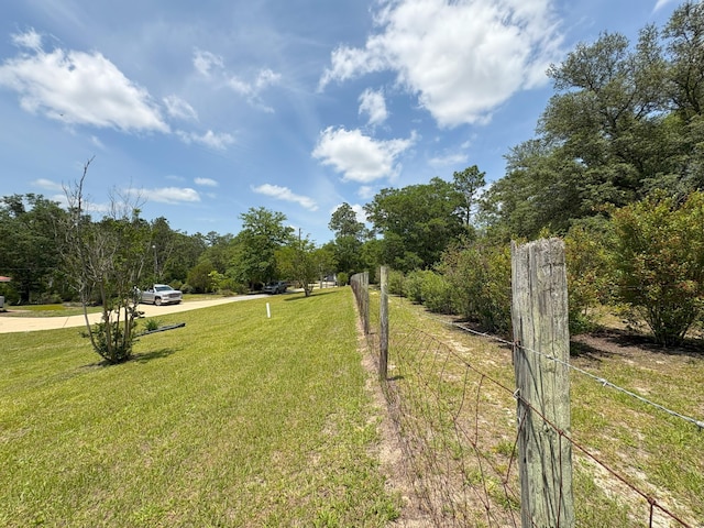 3864 Bear Head Rd, Crestview, FL 32539 - view of green lawn