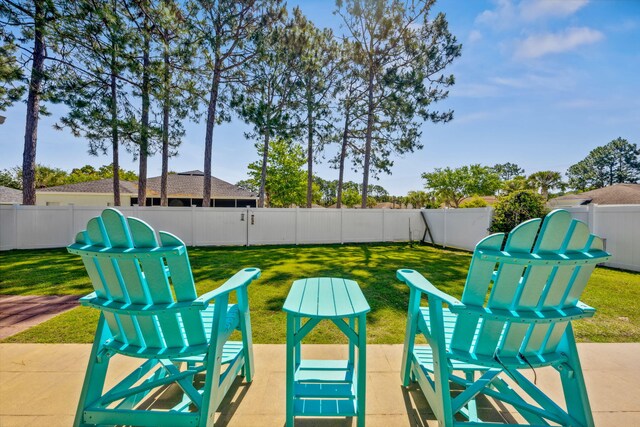 100 Kensington Cir, Panama City Beach, FL 32413 - view of patio / terrace