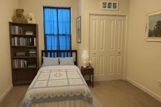 95 Santana Dr, Santa Rosa Beach, FL 32459 - carpeted bedroom with a closet and baseboards