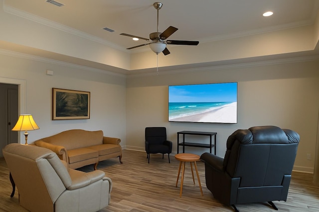 95 Santana Dr, Santa Rosa Beach, FL 32459 - living area with wood finished floors, a ceiling fan, recessed lighting, and crown molding