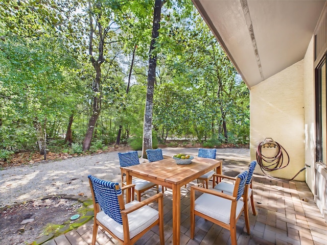 1000 Bay Dr Unit 524, Niceville, FL 32578 - view of patio / terrace featuring outdoor dining area