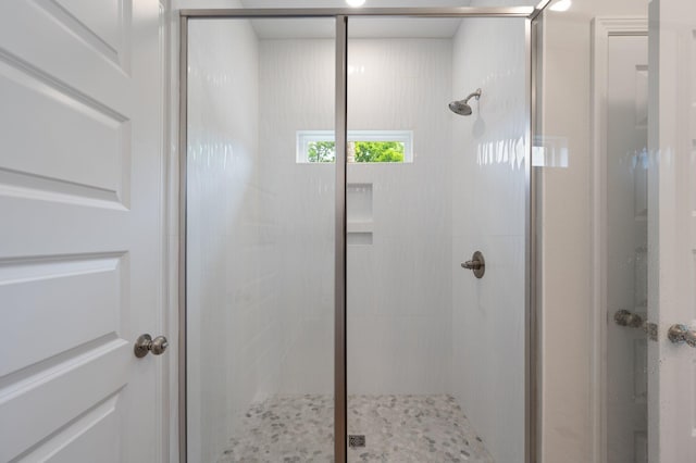 581 Ridge Lake Rd, Crestview, FL 32536 - full bathroom featuring a shower stall