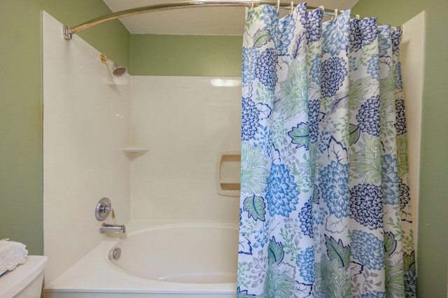 6087 Terrace Ln, Crestview, FL 32536 - full bathroom with shower / bath combo and toilet