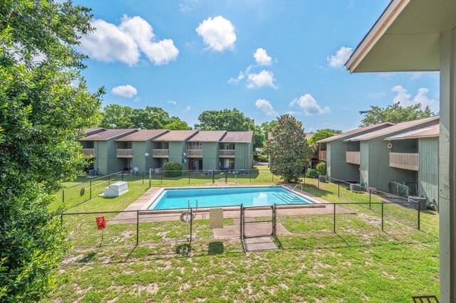 115 NE Hughes St Unit B3, Fort Walton Beach, FL 32548 - view of community pool