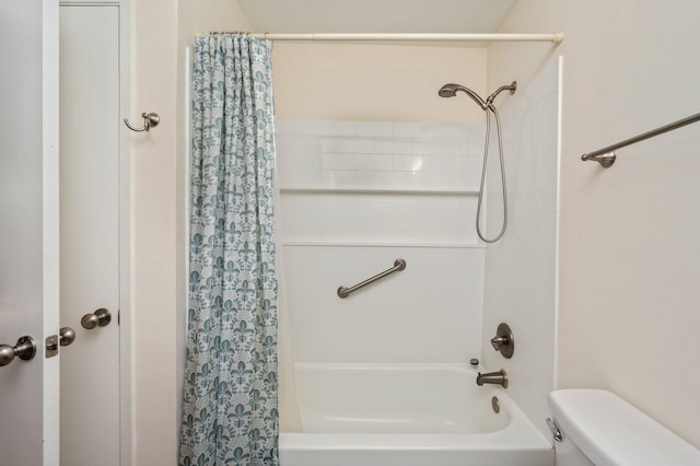 115 NE Hughes St Unit B3, Fort Walton Beach, FL 32548 - bathroom with shower / bath combo with shower curtain and toilet