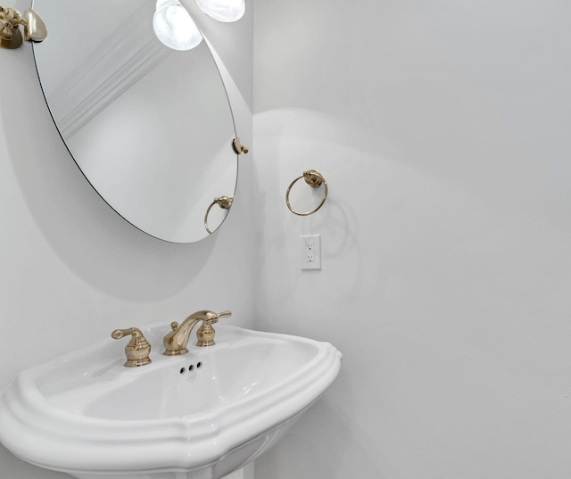 9201 Market St Inn Unit 159, Miramar Beach, FL 32550 - bathroom with a sink