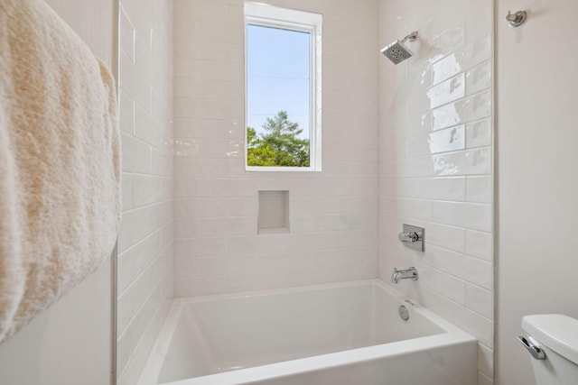 55 May Dr, Santa Rosa Beach, FL 32459 - full bath featuring toilet and washtub / shower combination