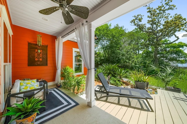 108 S Blue Heron Dr, Santa Rosa Beach, FL 32459 - sunroom with a ceiling fan