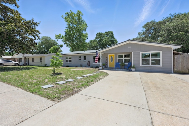 513 Newcastle Dr, Fort Walton Beach, FL 32547 - photo 4