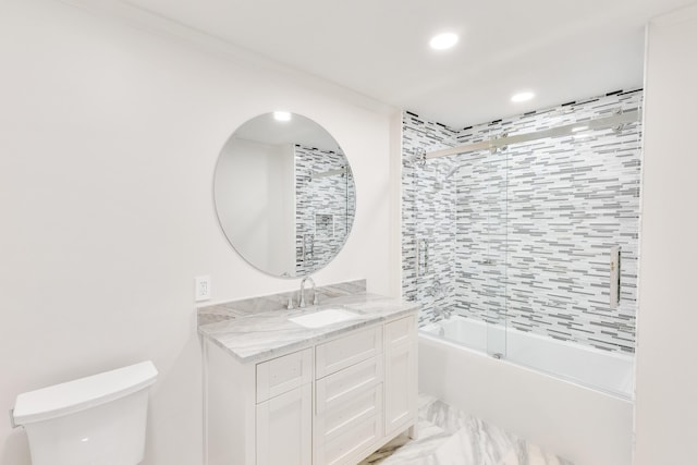 4629 Southwinds Dr Unit 4629, Miramar Beach, FL 32550 - full bath featuring toilet, vanity, bath / shower combo with glass door, and recessed lighting