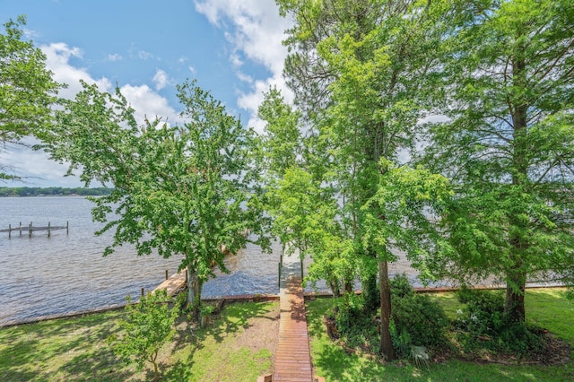 1405 N Bayshore Dr, Niceville, FL 32578 - view of side of property featuring a water view
