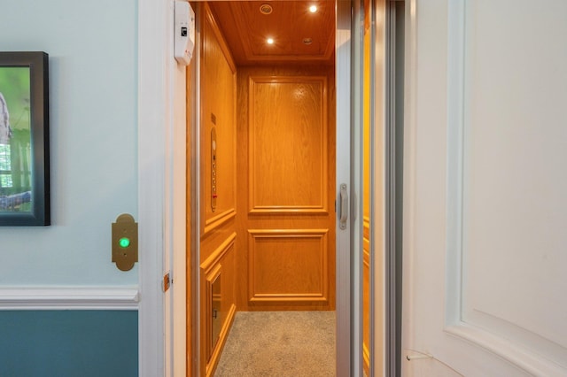 1405 N Bayshore Dr, Niceville, FL 32578 - elevator with carpet