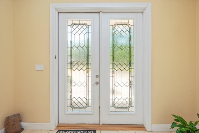 1405 N Bayshore Dr, Niceville, FL 32578 - foyer entrance with baseboards and french doors