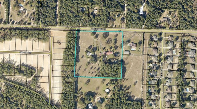 2522 Lake Silver Rd, Crestview, FL 32536 - map / location featuring property parcel outlined
