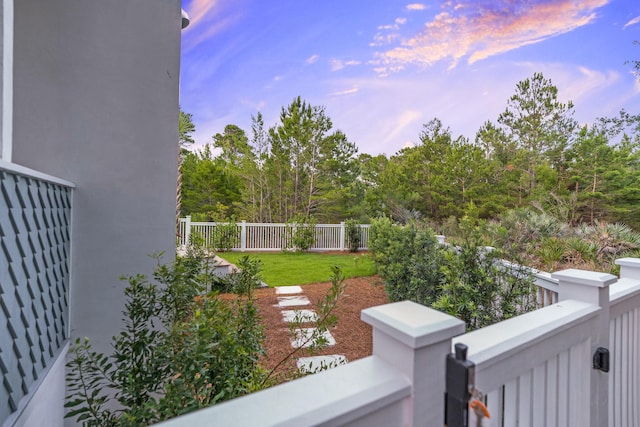 80 Shore Bridge Cir, Inlet Beach, FL 32461 - yard at dusk featuring a balcony