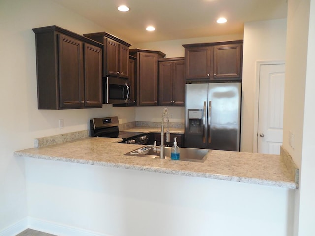 119 E Iron Horse Dr, Crestview, FL 32539 - photo 4