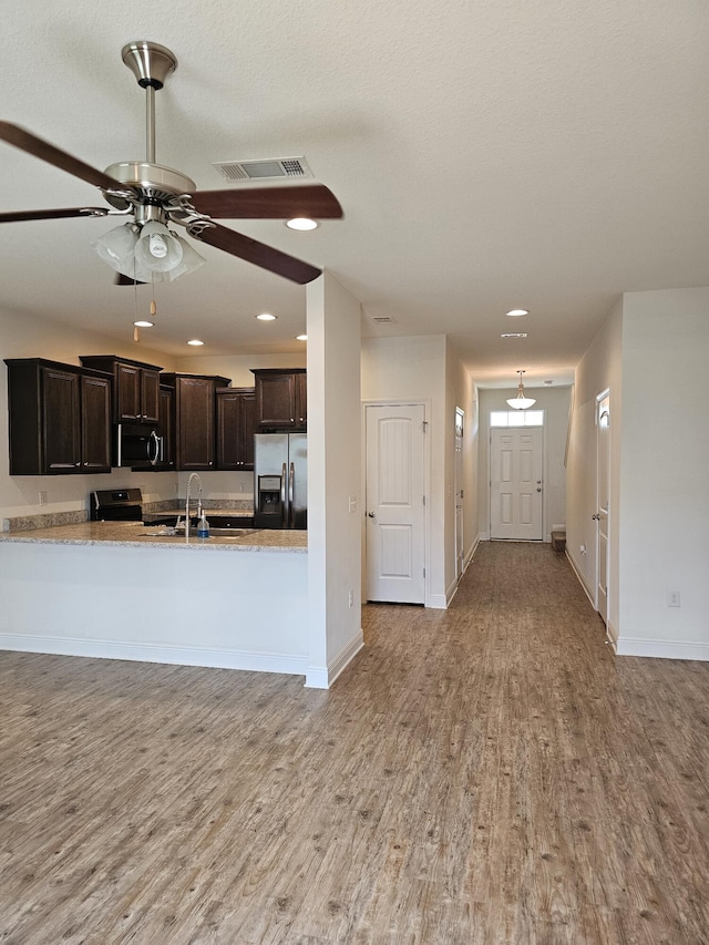 119 E Iron Horse Dr, Crestview, FL 32539 - photo 2