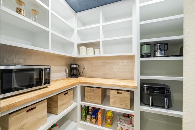 538 22nd St, Niceville, FL 32578 - view of pantry