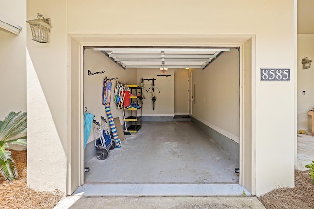 8585 Magnolia Bay Ln, Miramar Beach, FL 32550 - view of garage