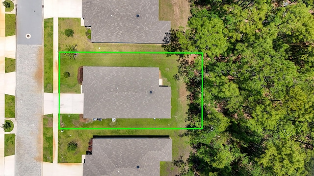 720 Riverwalk Cir, Freeport, FL 32439 - aerial view of property and surrounding area with property boundaries highlighted