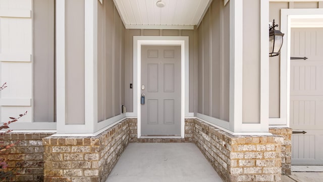 720 Riverwalk Cir, Freeport, FL 32439 - view of exterior entry with stone siding