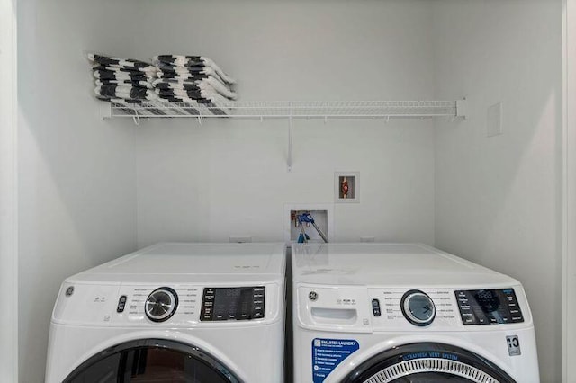 136 Lee Pl, Santa Rosa Beach, FL 32459 - washroom with washing machine and dryer