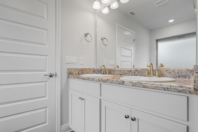 103 Ridgeway Cir, Crestview, FL 32536 - full bath featuring double vanity