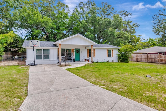 410 James Ave, Valparaiso, FL 32580 - photo 3