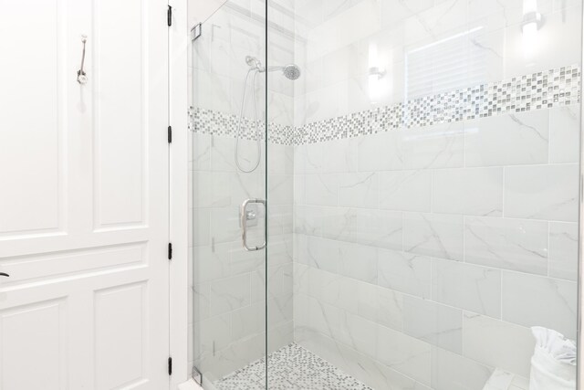 18 Eastern Lake Ct, Santa Rosa Beach, FL 32459 - full bathroom with a stall shower