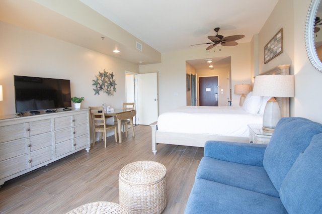 5000 S Sandestin Blvd Unit 7906, Miramar Beach, FL 32550 - bedroom featuring light wood-style floors, recessed lighting, and ceiling fan