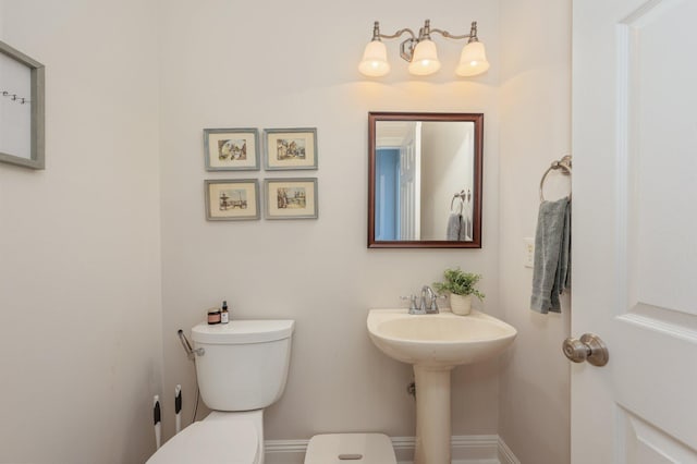 4467 Turnberry Pl, Niceville, FL 32578 - half bath with toilet and baseboards