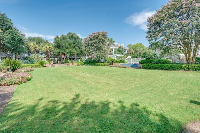 9200 Baytowne Wharf Blvd Unit 341, Miramar Beach, FL 32550 - view of yard