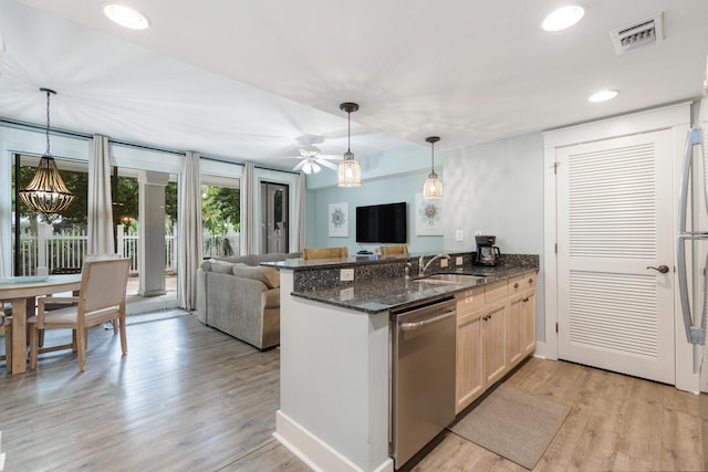 9200 Baytowne Wharf Blvd Unit 341, Miramar Beach, FL 32550 - kitchen with dishwasher, open floor plan, a peninsula, light wood-style floors, and a sink