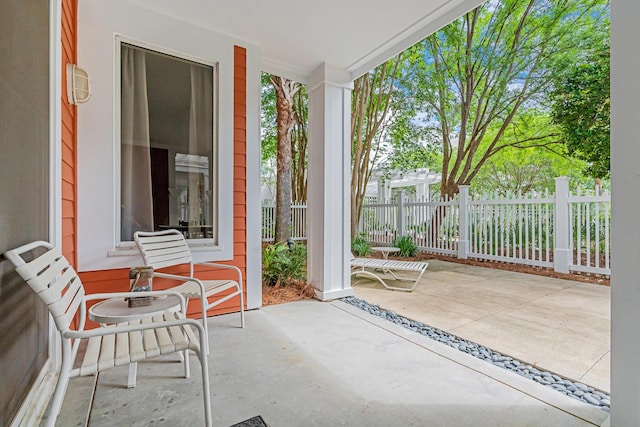 9200 Baytowne Wharf Blvd Unit 341, Miramar Beach, FL 32550 - view of covered porch
