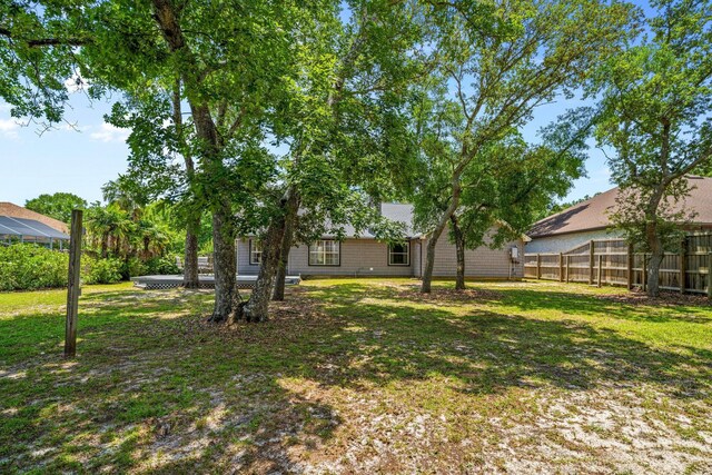 112 Meigs Dr, Shalimar, FL 32579 - view of yard