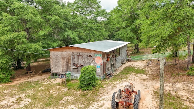 841 N 1st St, Defuniak Springs, FL 32433 - view of outdoor structure