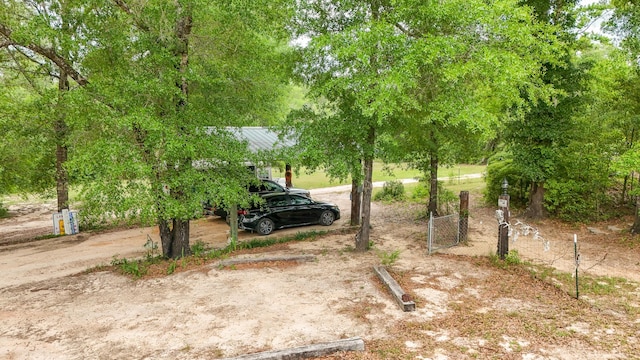 841 N 1st St, Defuniak Springs, FL 32433 - view of yard