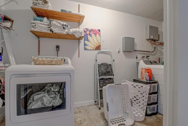 3892 Belmar Pl, Chipley, FL 32428 - laundry area featuring washer and clothes dryer